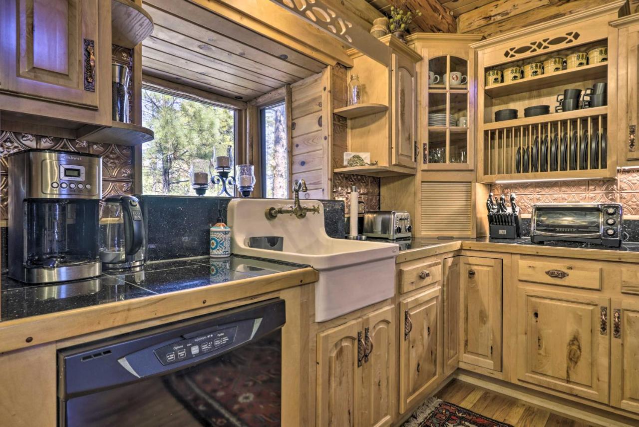 Lakeside Cabin On 2 Acres With Fire Pit And Hot Tub! Pinetop-Lakeside Bagian luar foto