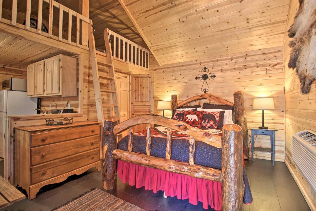Lakeside Cabin On 2 Acres With Fire Pit And Hot Tub! Pinetop-Lakeside Bagian luar foto