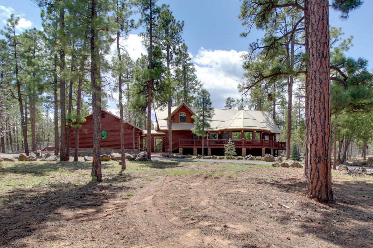 Lakeside Cabin On 2 Acres With Fire Pit And Hot Tub! Pinetop-Lakeside Bagian luar foto