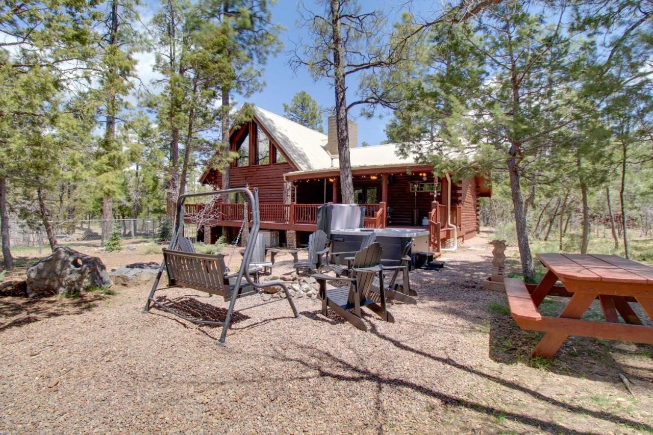 Lakeside Cabin On 2 Acres With Fire Pit And Hot Tub! Pinetop-Lakeside Bagian luar foto