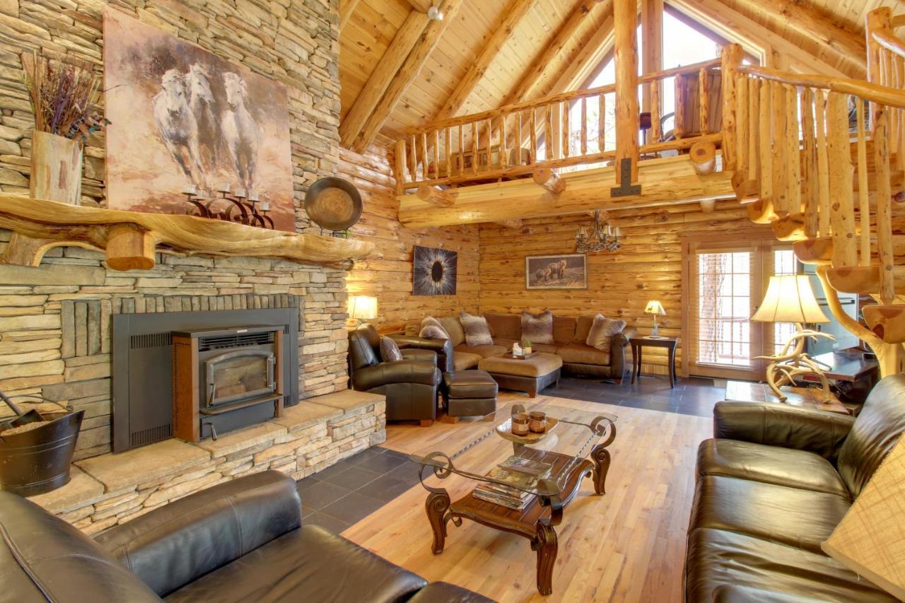 Lakeside Cabin On 2 Acres With Fire Pit And Hot Tub! Pinetop-Lakeside Bagian luar foto