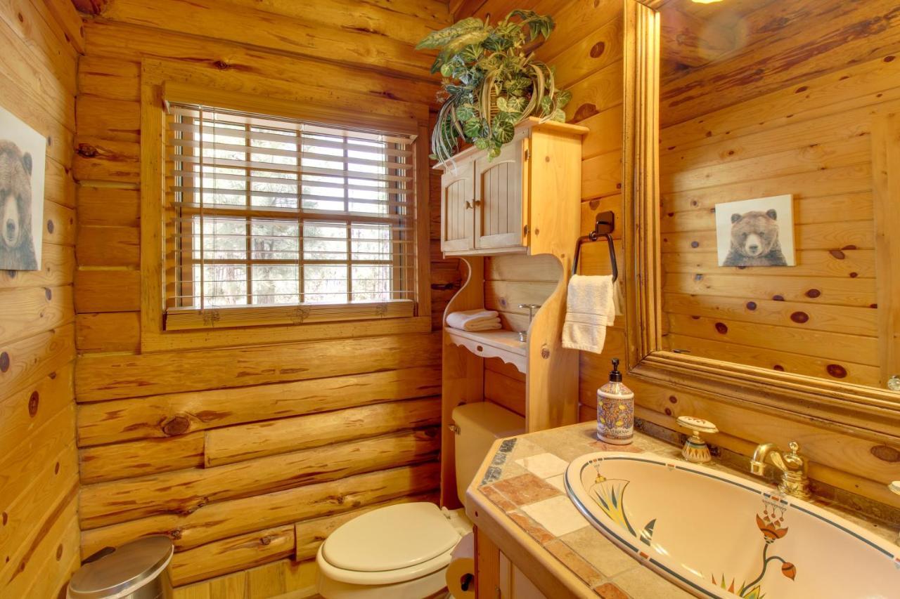Lakeside Cabin On 2 Acres With Fire Pit And Hot Tub! Pinetop-Lakeside Bagian luar foto