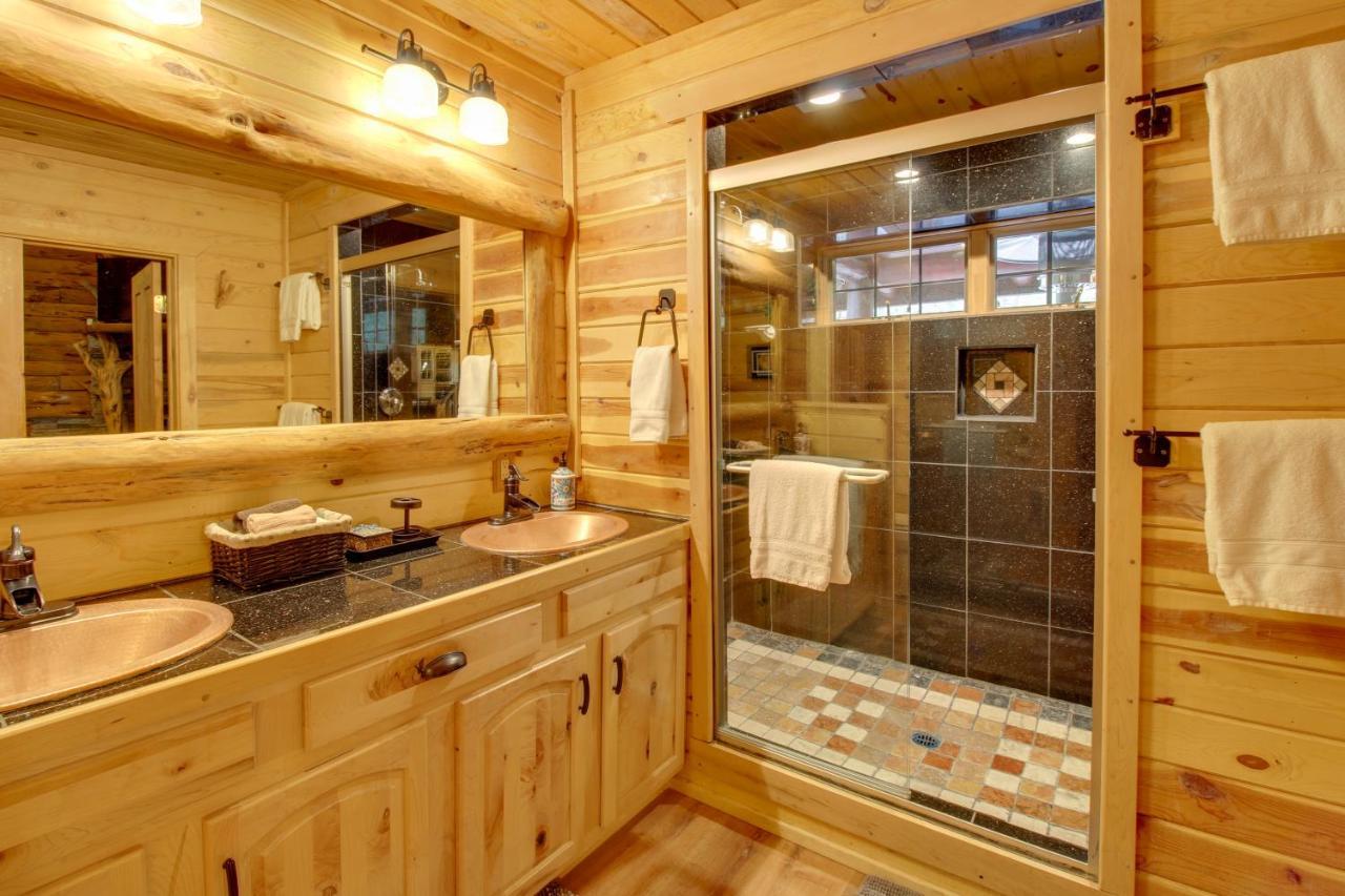 Lakeside Cabin On 2 Acres With Fire Pit And Hot Tub! Pinetop-Lakeside Bagian luar foto