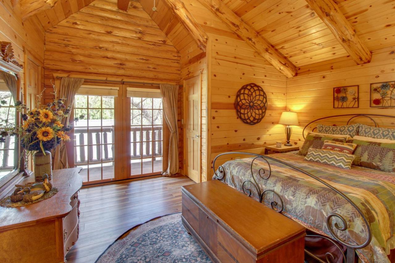 Lakeside Cabin On 2 Acres With Fire Pit And Hot Tub! Villa Pinetop-Lakeside Bagian luar foto